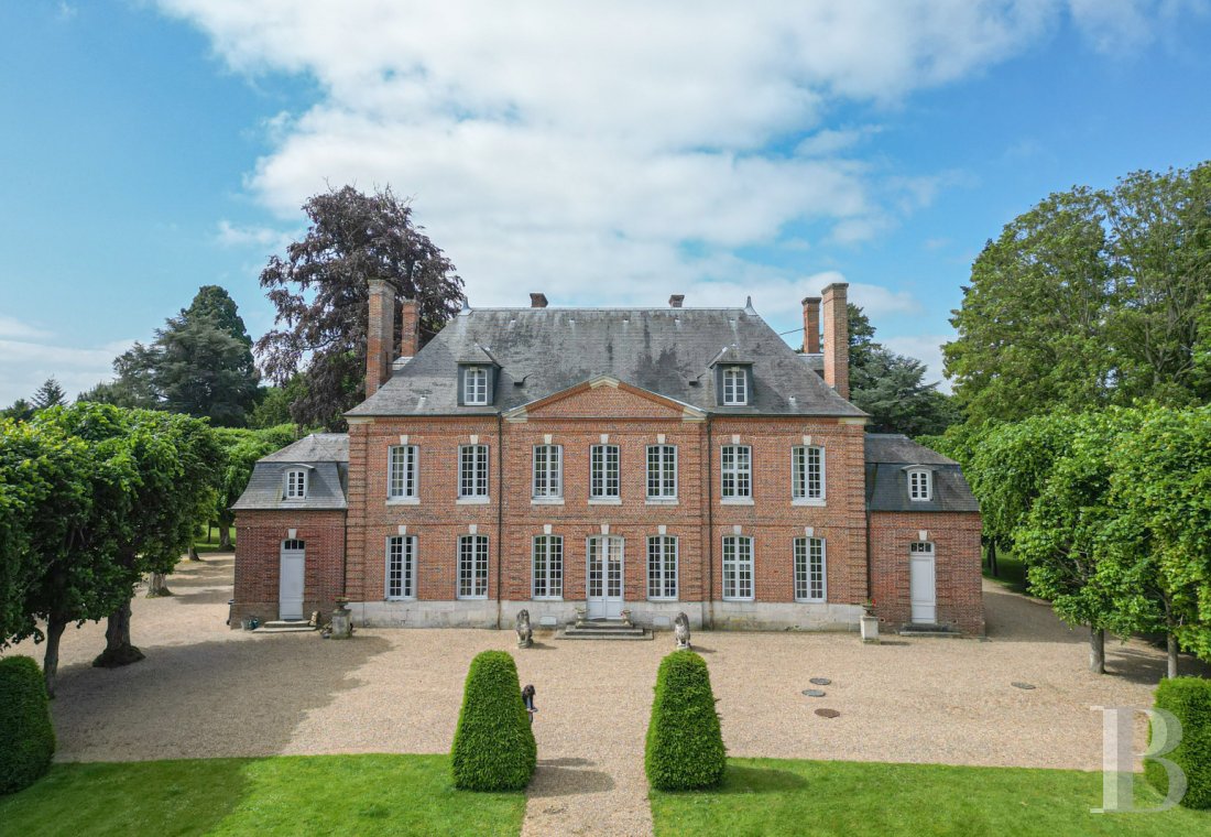 Dans l’Eure, au nord d’Évreux, un château de plaisance du 18e siècle avec parc et jardin à la française - photo  n°62